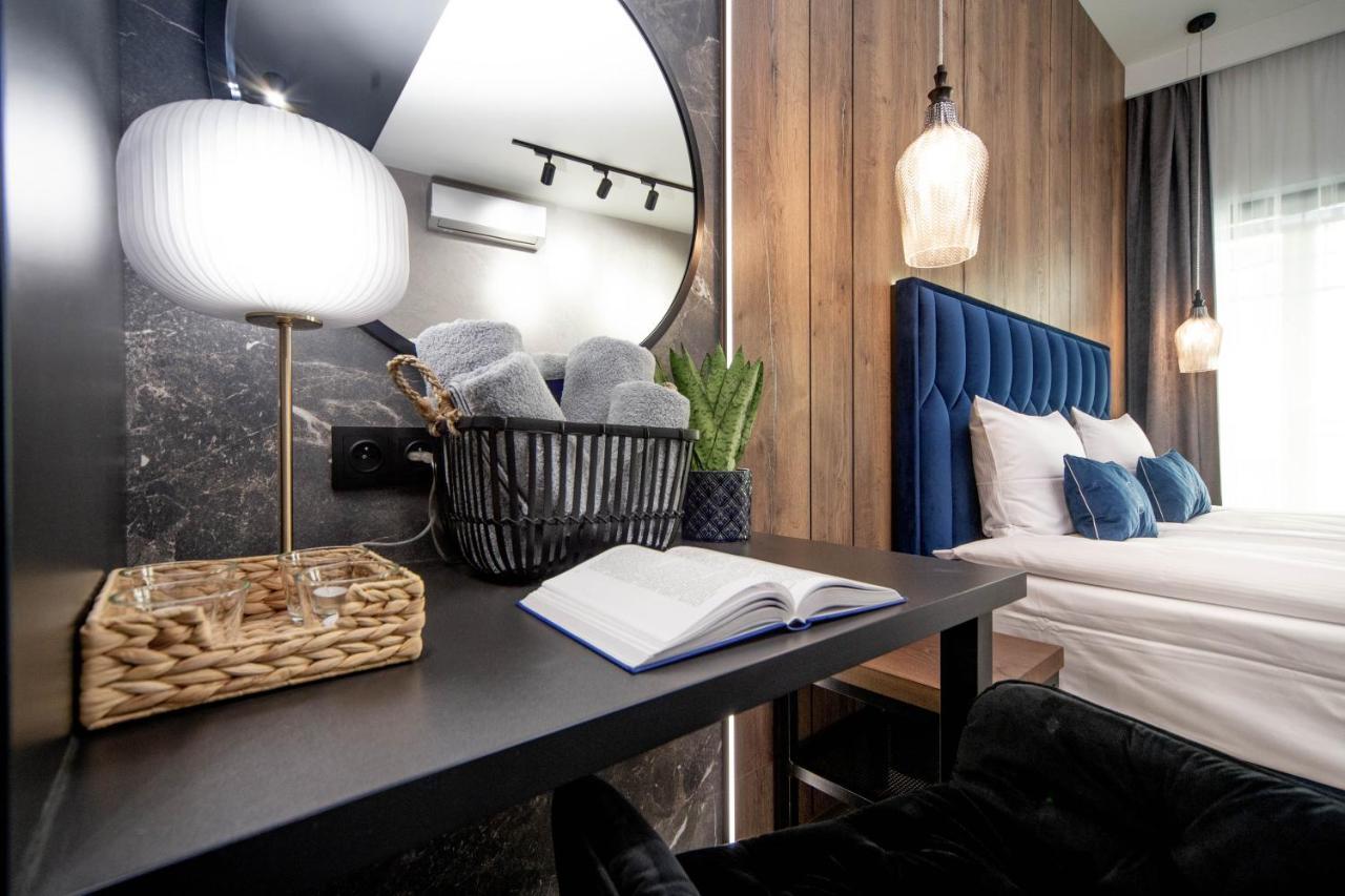 Jacuzzi Apartment Main Square Краков Экстерьер фото