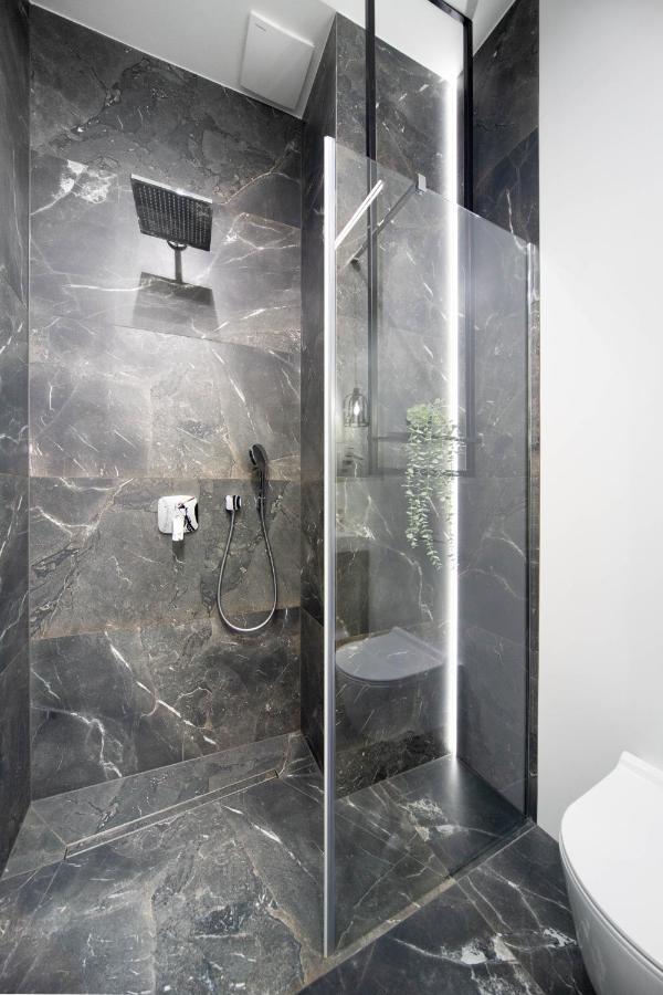 Jacuzzi Apartment Main Square Краков Экстерьер фото