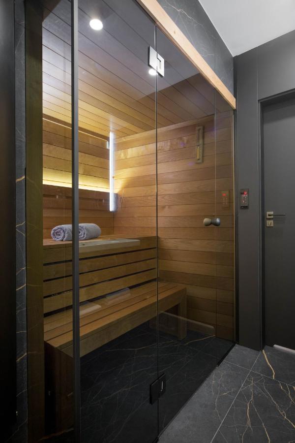 Jacuzzi Apartment Main Square Краков Экстерьер фото